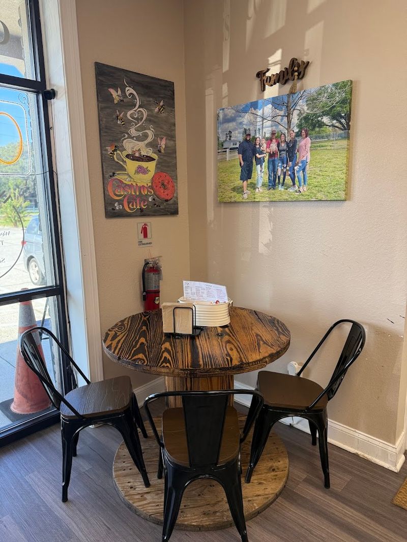 Castro’s Café