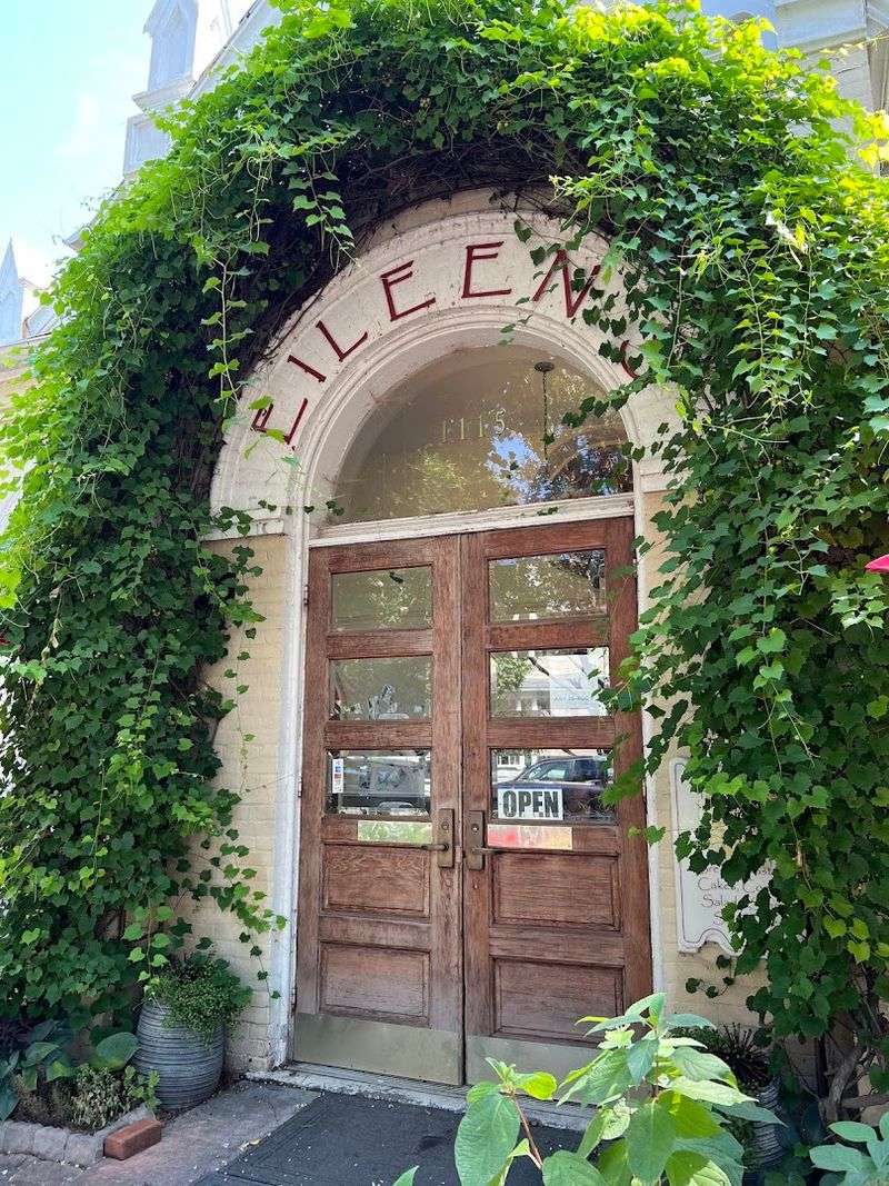 Eileen's Bakery & Caf&eacute; (Fredericksburg)
