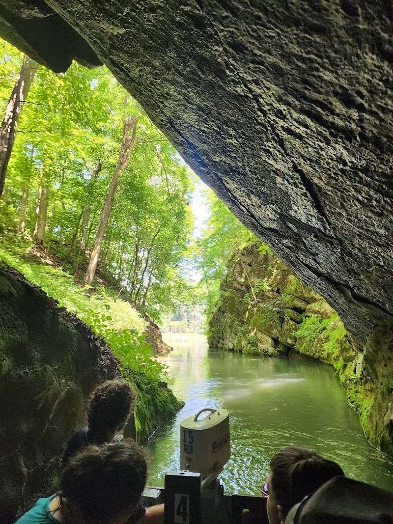 Penn's Cave and Wildlife Park
