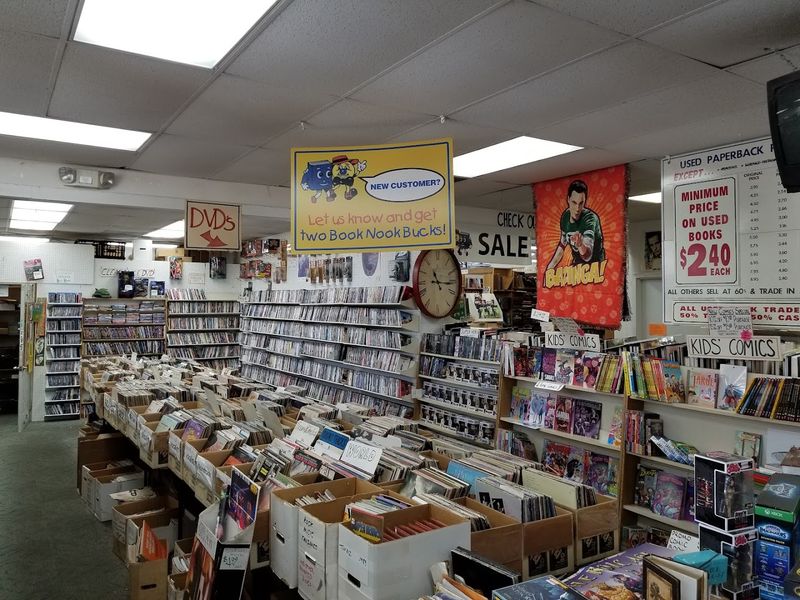 That Authentic Old Bookstore Smell Everyone Secretly Loves