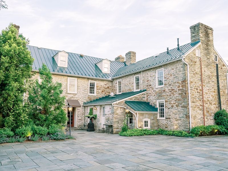 Red Fox Inn & Tavern – Middleburg