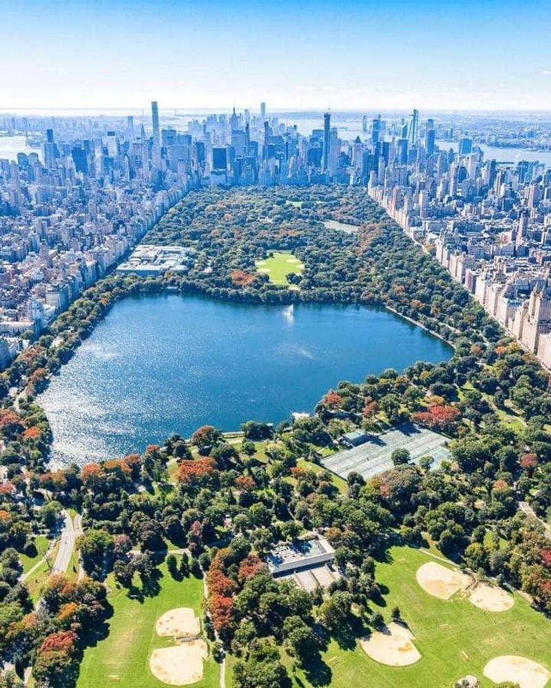 A Hidden World Exists Right In Manhattan's Heart