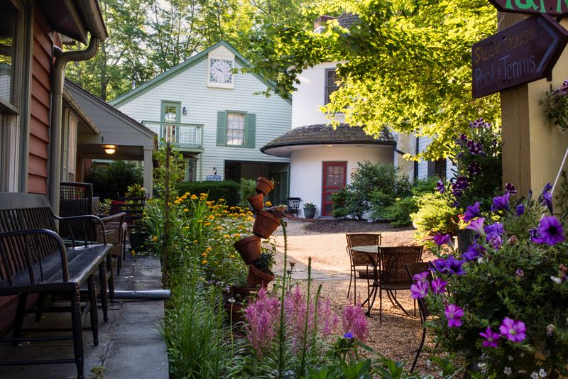 The Inn at Gristmill Square &mdash; Warm Springs