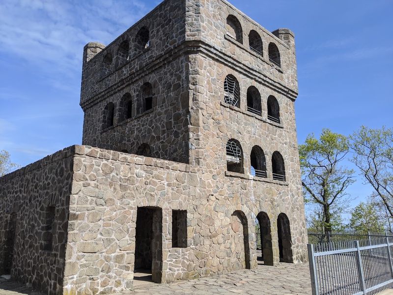 Sleeping Giant State Park - Hamden