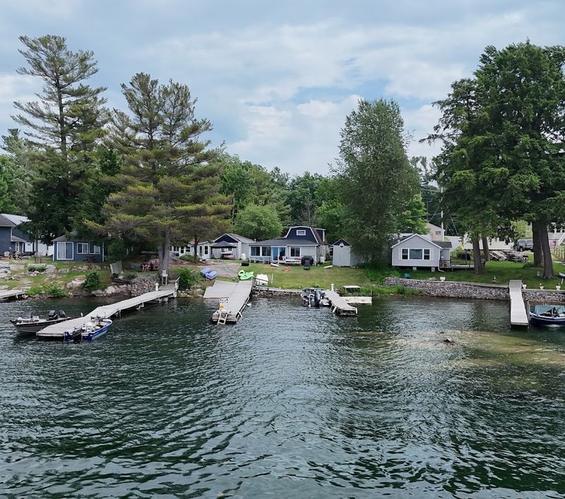 Alexandria Bay - St. Lawrence River / Thousand Islands