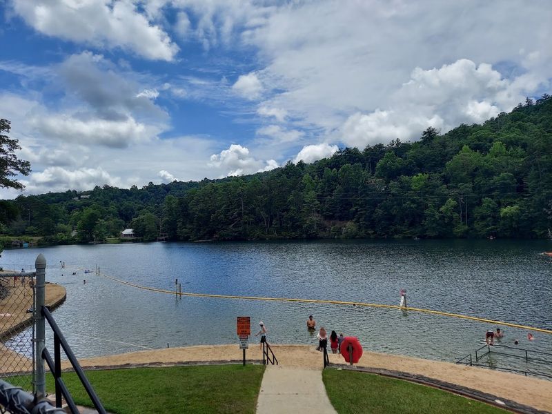 Tallulah Gorge State Park Beach - Tallulah Falls
