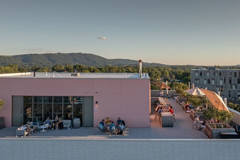 The Rooftop at The Doyle Hotel &ndash; Charlottesville