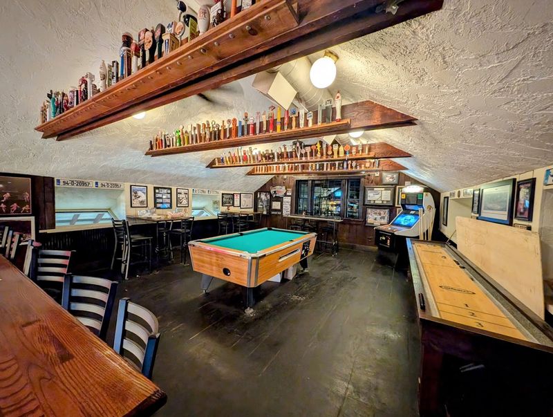 Casey&rsquo;s Pub - Holliston