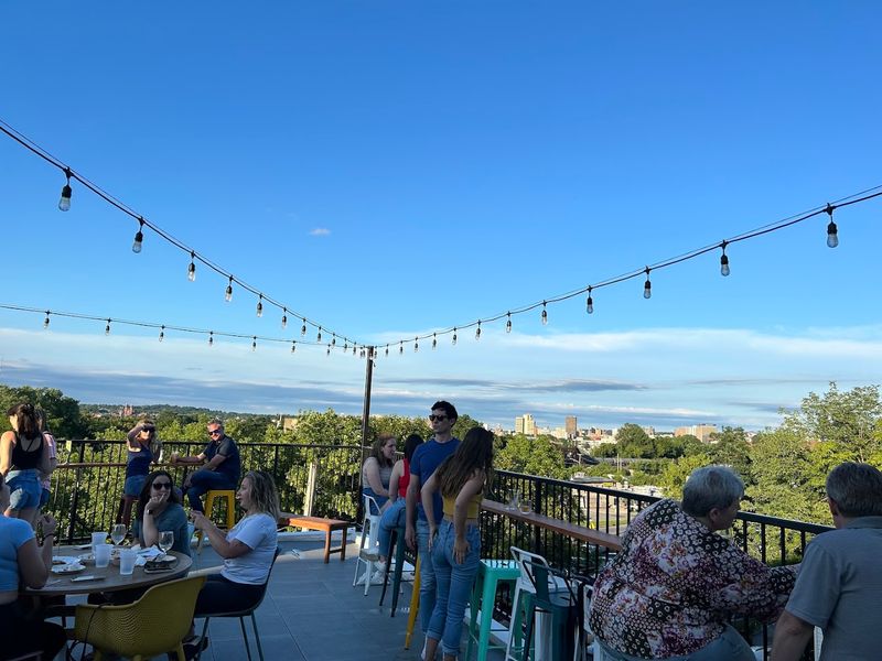 Emerald Cocktail Kitchen Rooftop &ndash; Syracuse