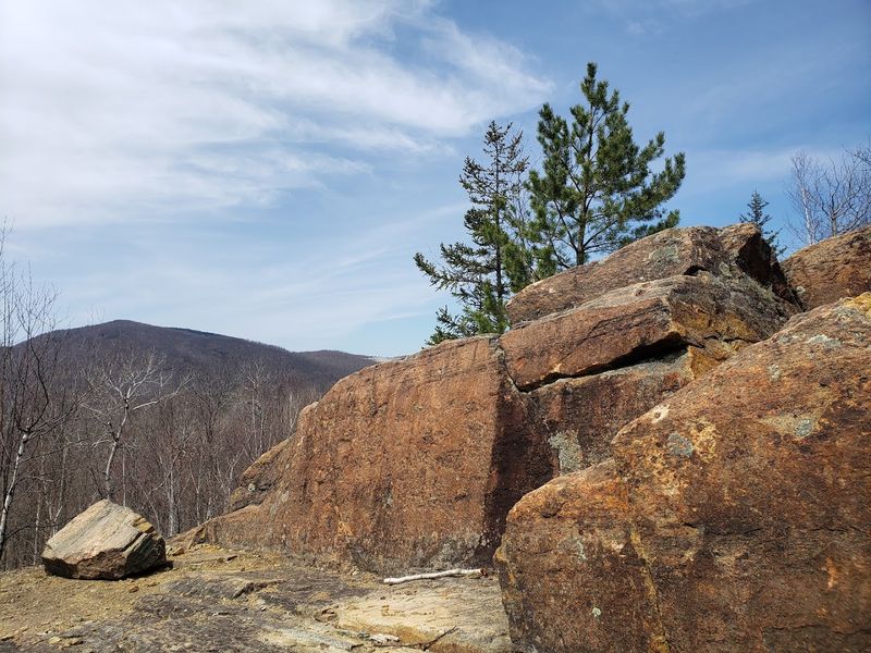Adirondack Garnet Trail / Barton Garnet Region &mdash; Adirondack Mountains, New York