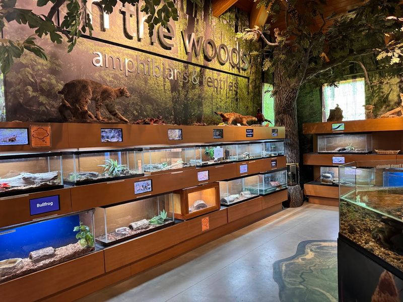 Meigs Point Nature Center (Madison)