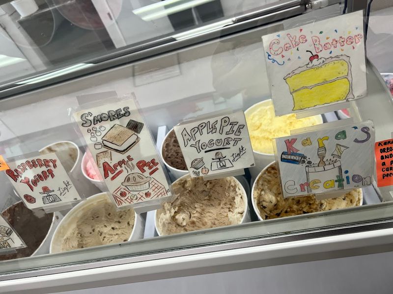 Heyn's Ice Cream - Iowa City