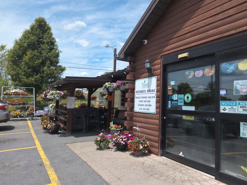 Fisher's Country Store - Cessna