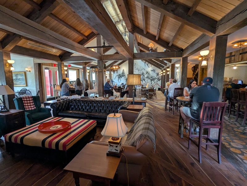 White Horse Inn – Metamora, Michigan
