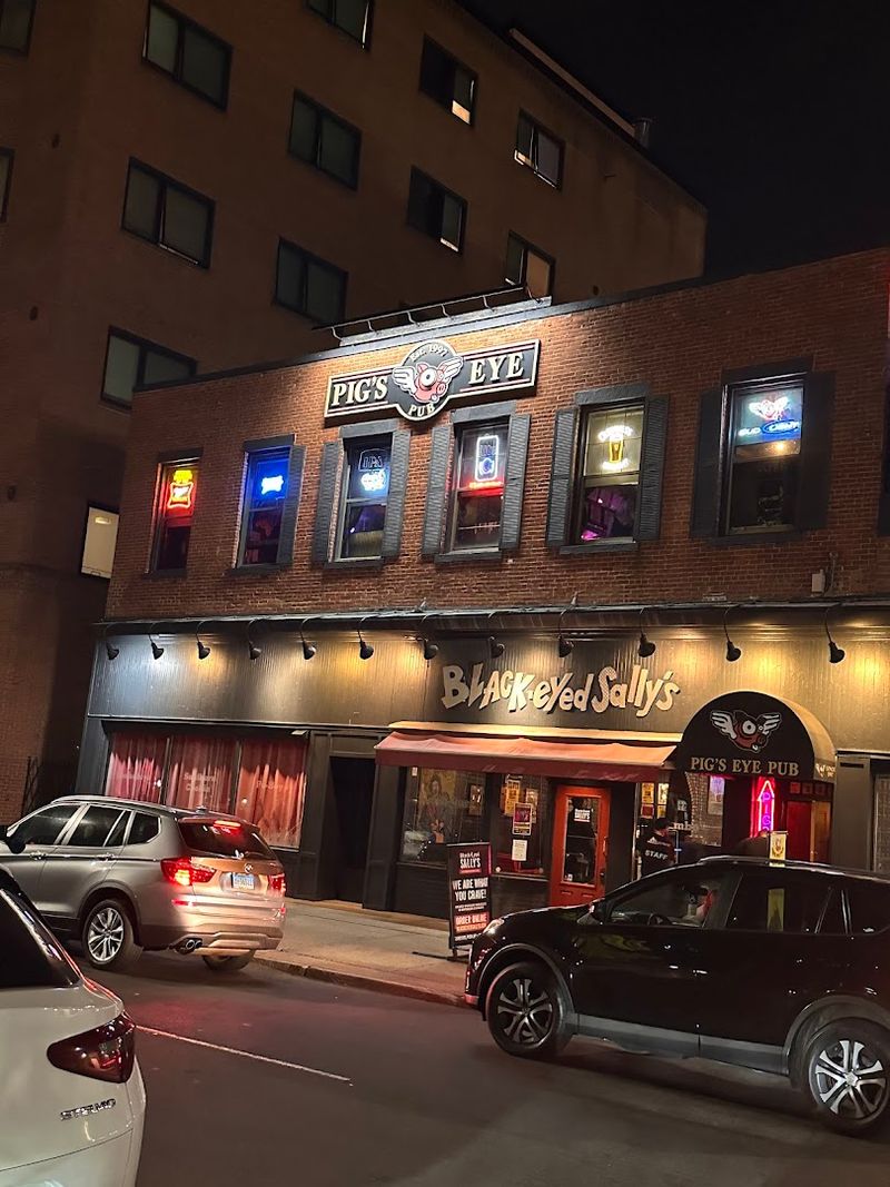 The Pig's Eye Pub &ndash; Hartford