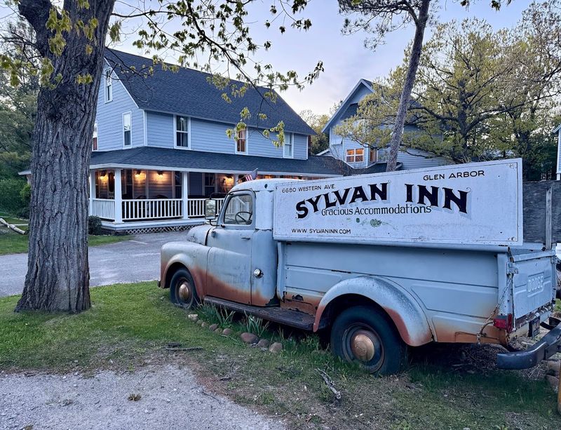 The Sylvan Inn Bed & Breakfast