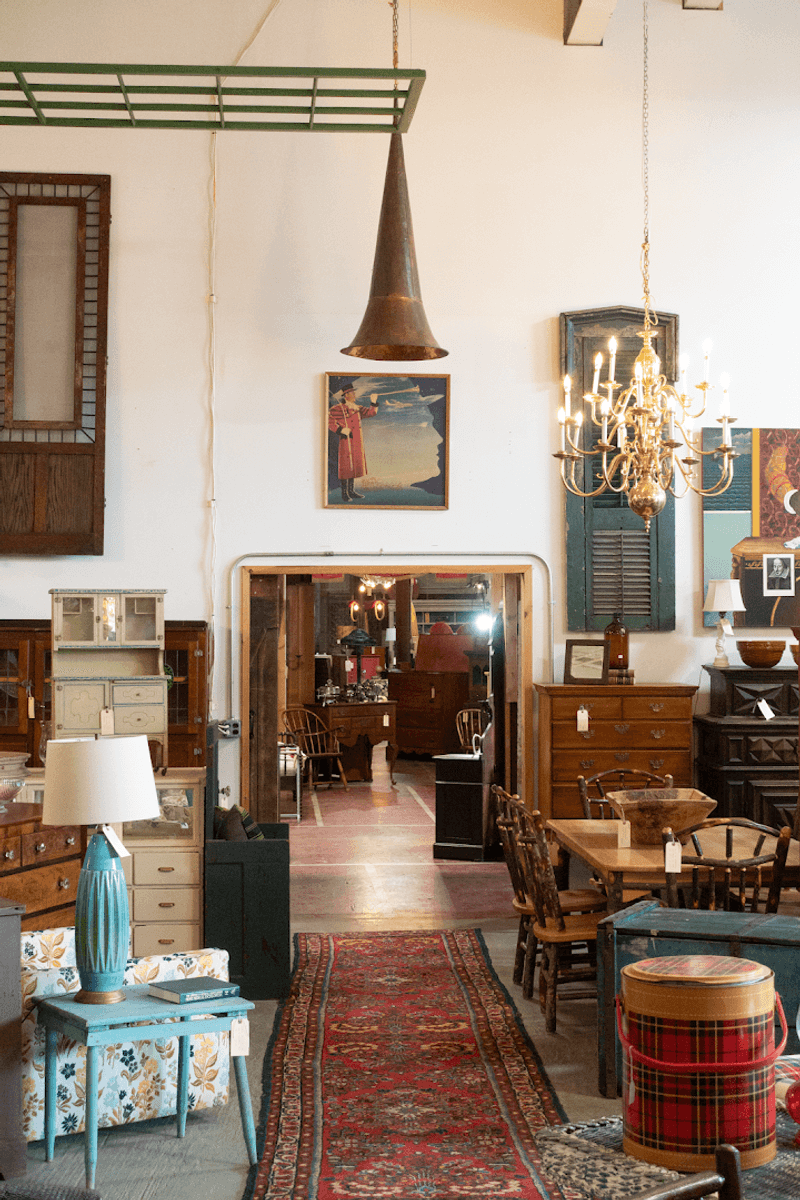 The Antique Warehouse Hudson NY - Hudson, Columbia County