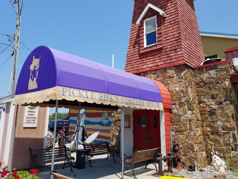 Pickle Bill's Lobster House - Grand River