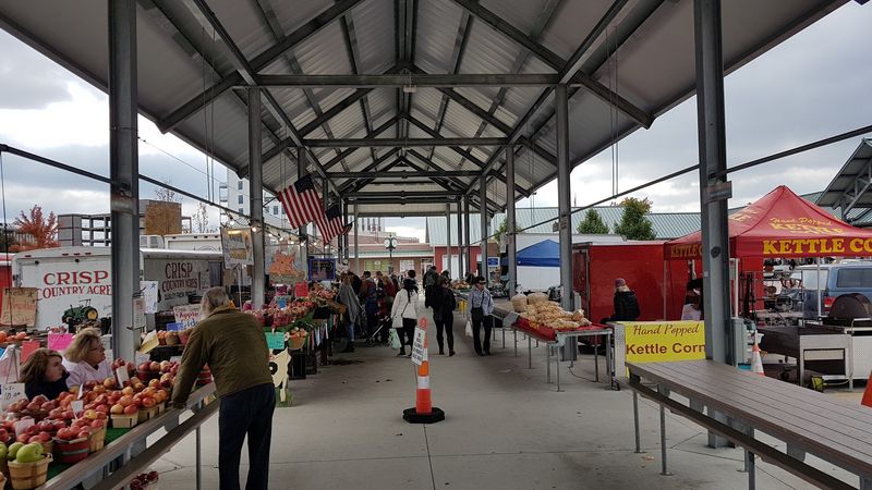 Muskegon Farmers Market &mdash; Muskegon, MI