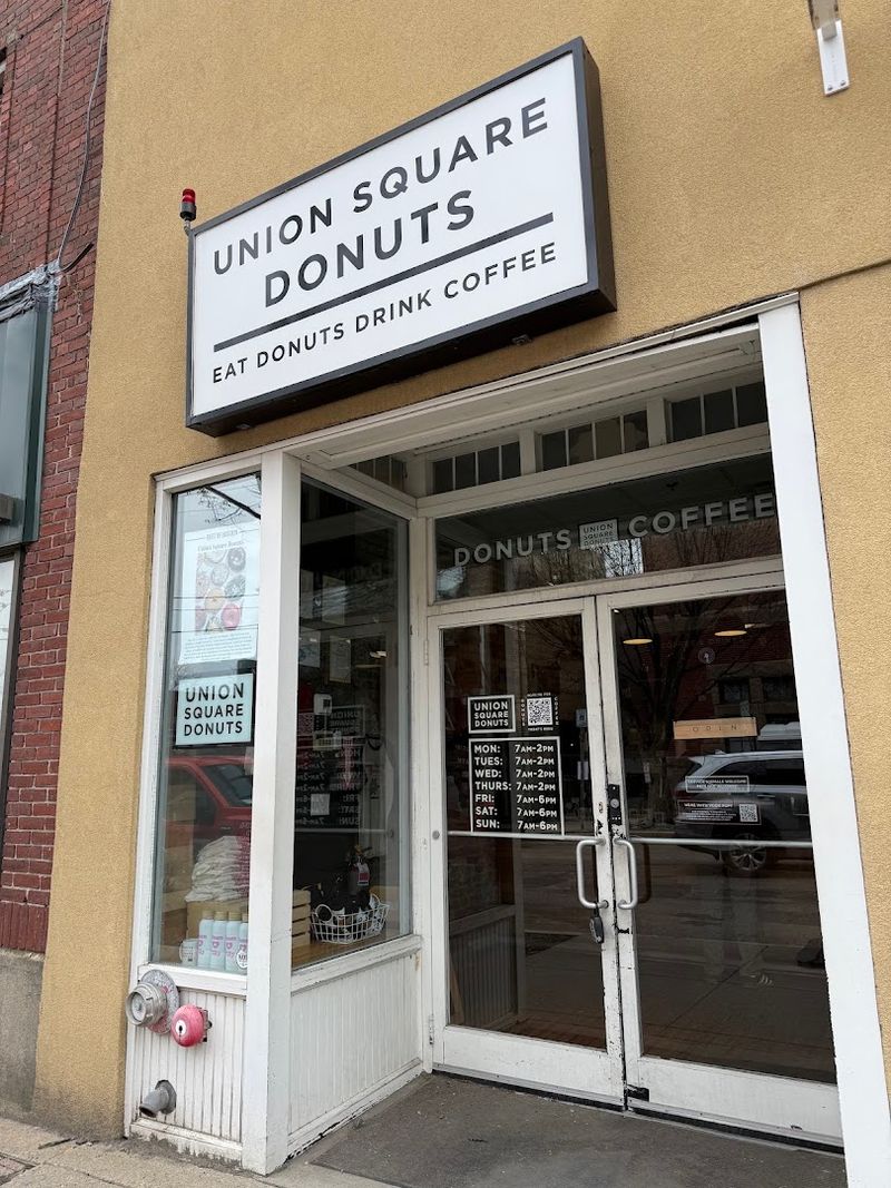 Union Square Donuts &mdash; Somerville