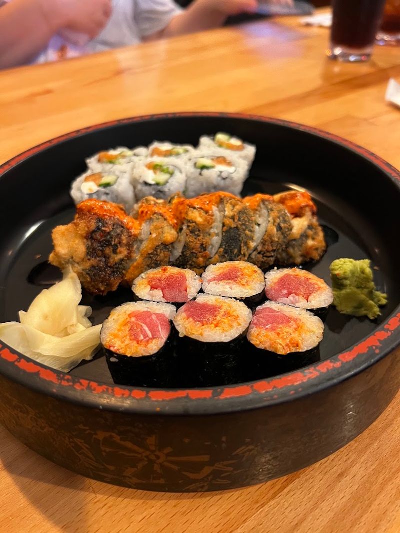 Fins Japanese Cuisine - Wilmington, New Hanover County