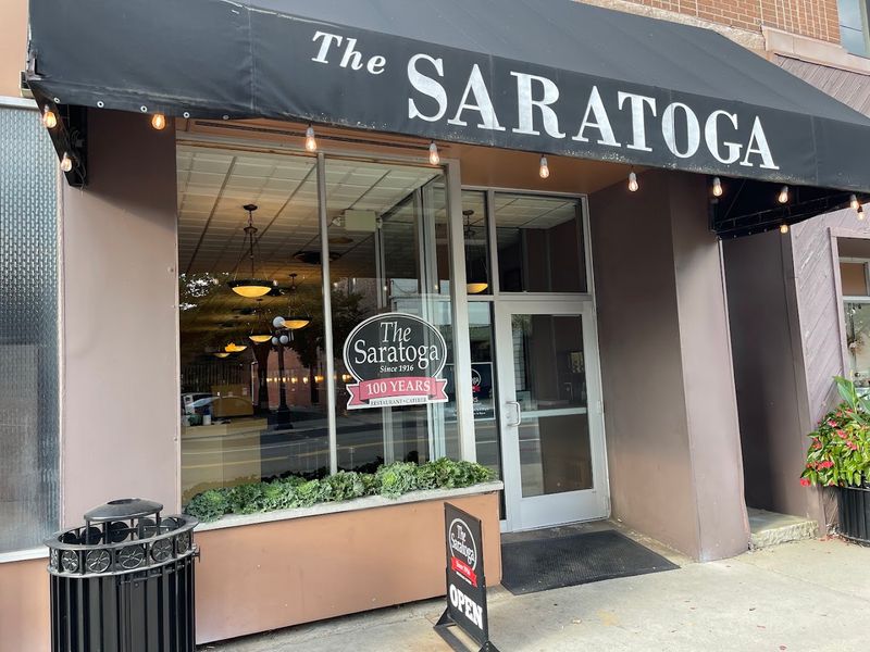 The Saratoga Restaurant &mdash; Warren