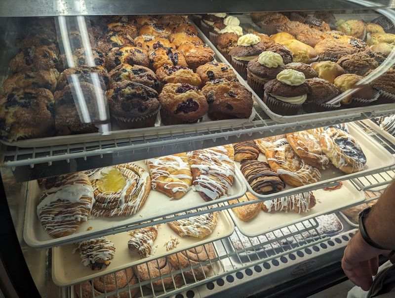 Neil's Donuts (Wallingford)