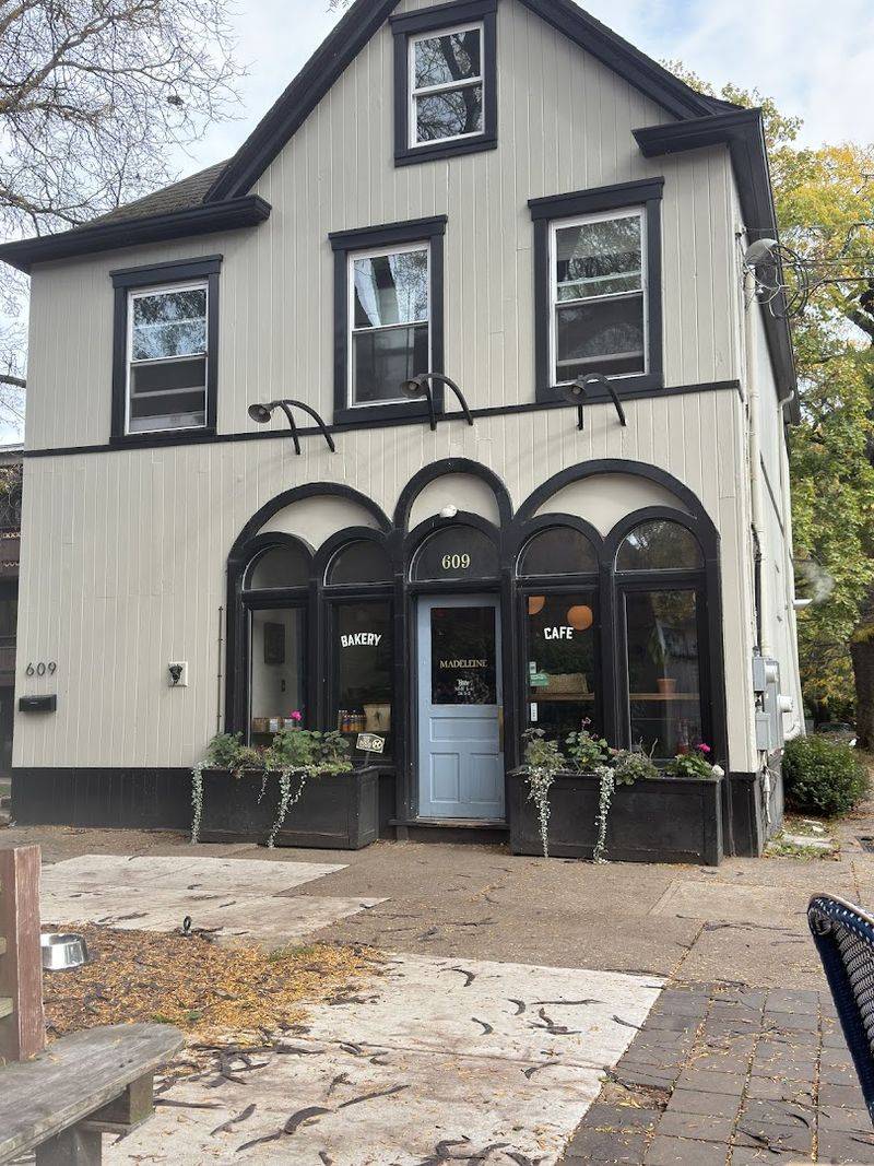 Madeleine Bakery & Bistro (Pittsburgh)
