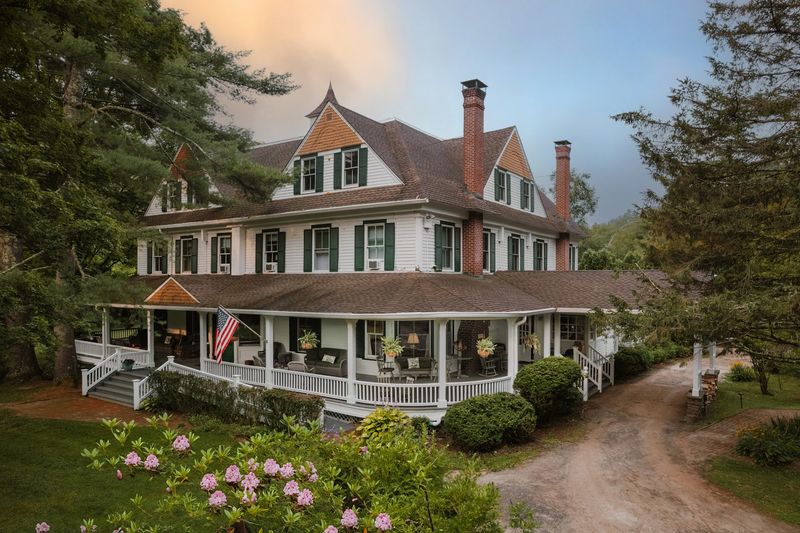 Beaverkill Valley Inn - Roscoe, Delaware County