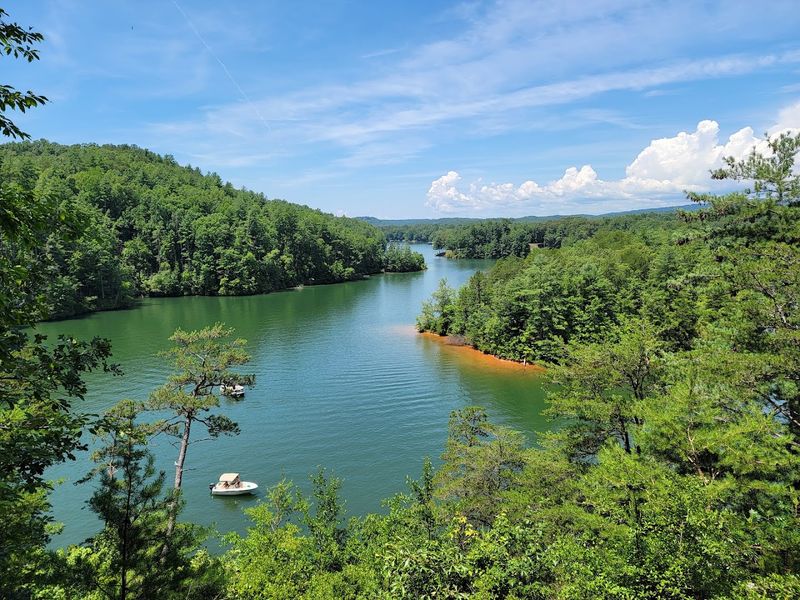 Lake Keowee