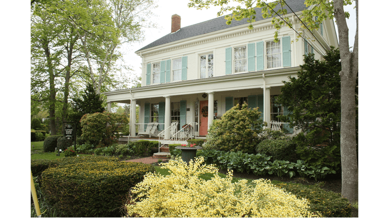 Captain Farris House Bed & Breakfast — South Yarmouth