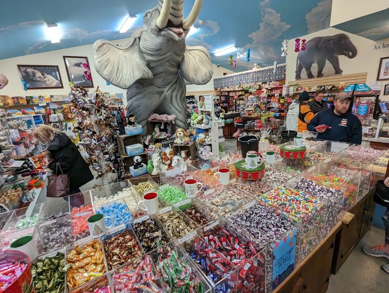 Mister Ed's Elephant Museum & Candy Emporium - Orrtanna