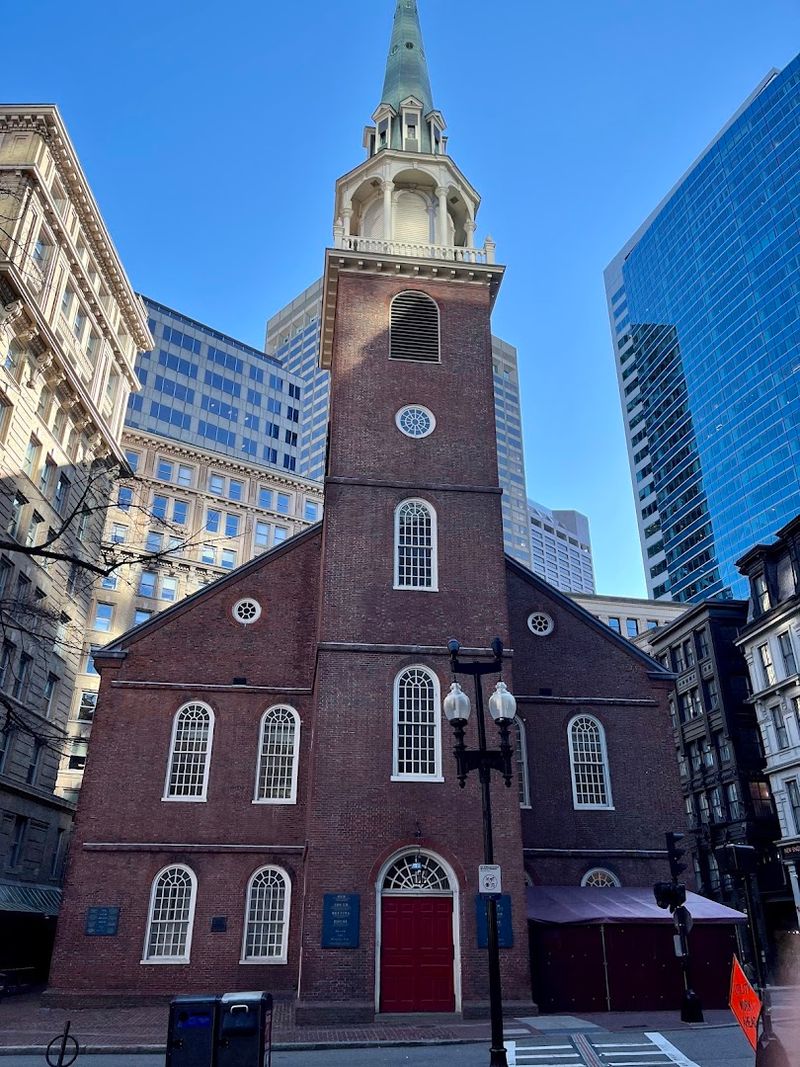 Crowds and Courage at Old South Meeting House