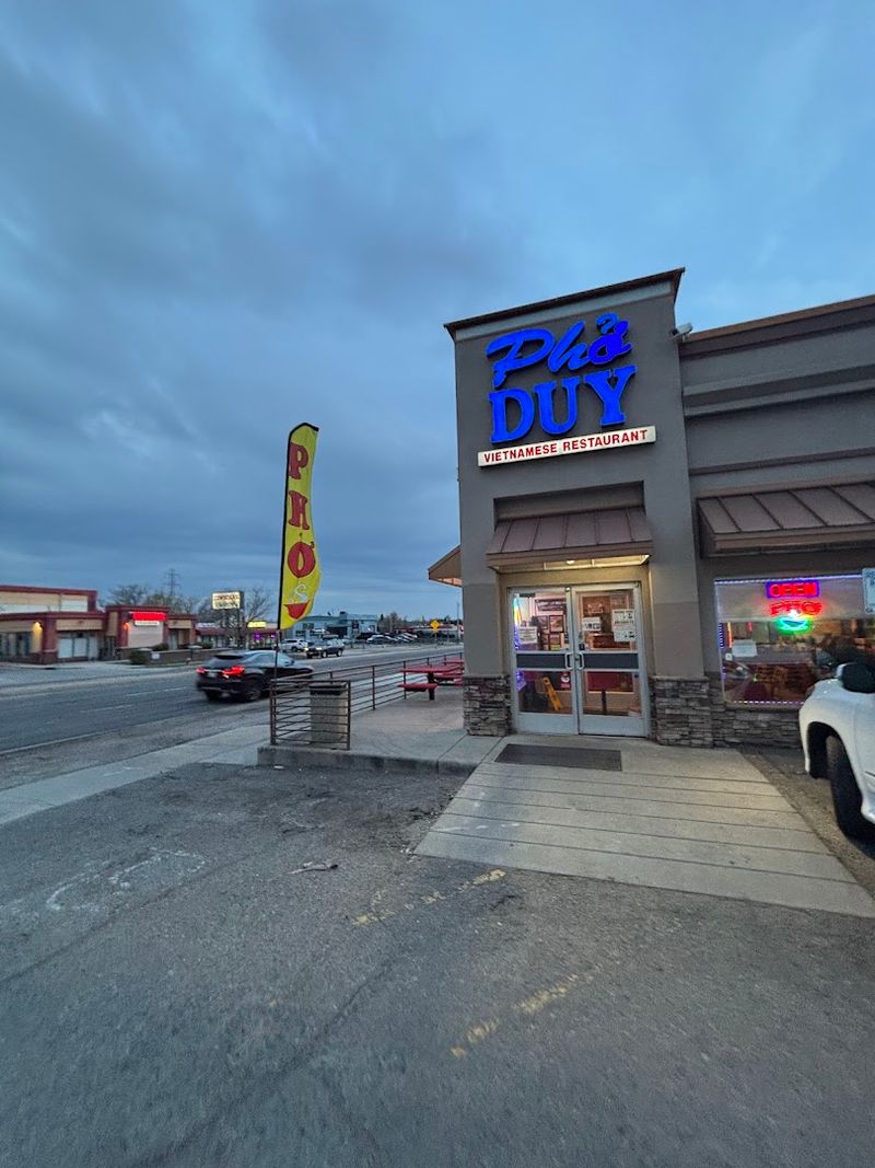 Denver, Colorado — Pho Duy