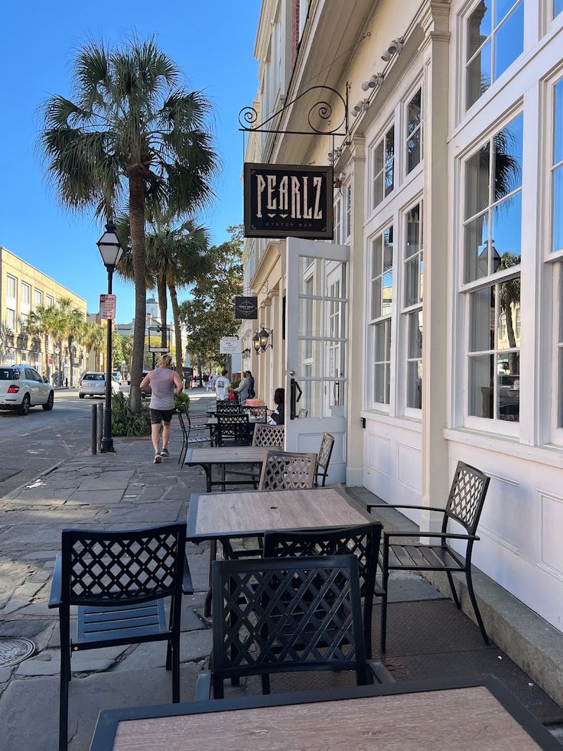 Pearlz Oyster Bar (Charleston)