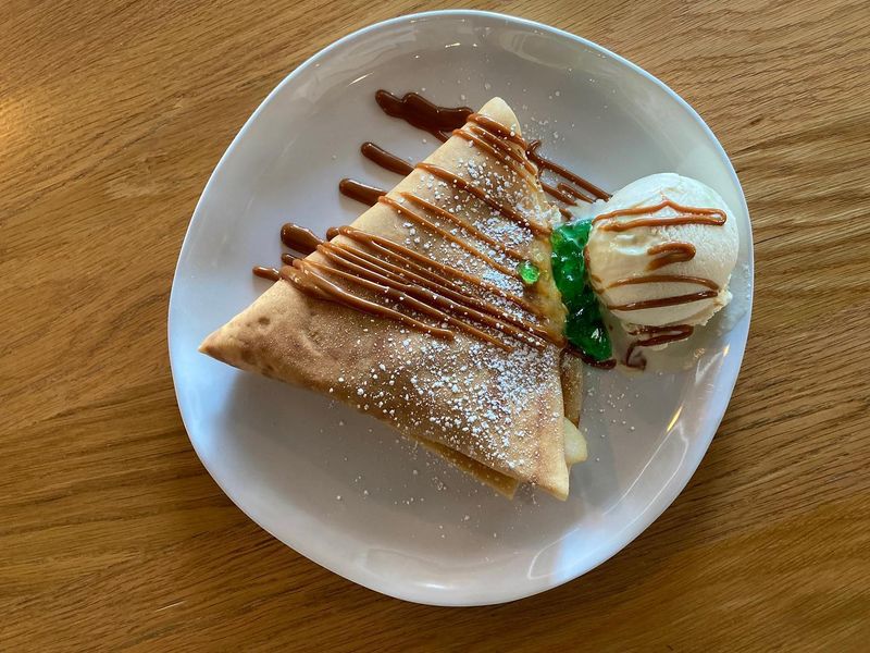Mr. Cr&ecirc;pe &ndash; Somerville