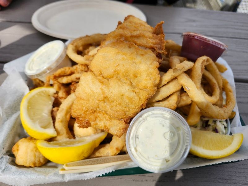 Bill's Seafood Restaurant - Westbrook