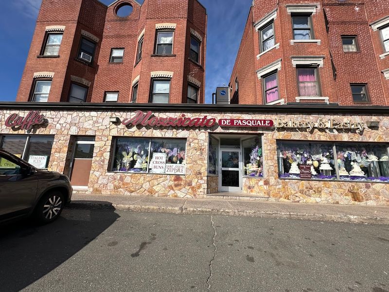 Mozzicato DePasquale Bakery & Pastry Shop &mdash; Hartford