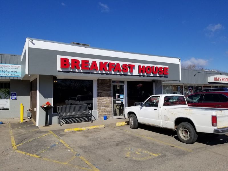 Breakfast House