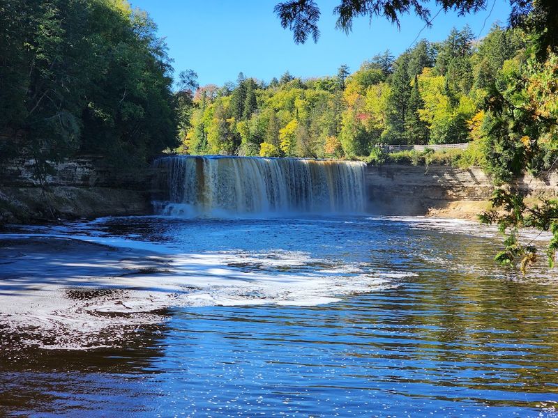 Tahquamenon Falls State Park