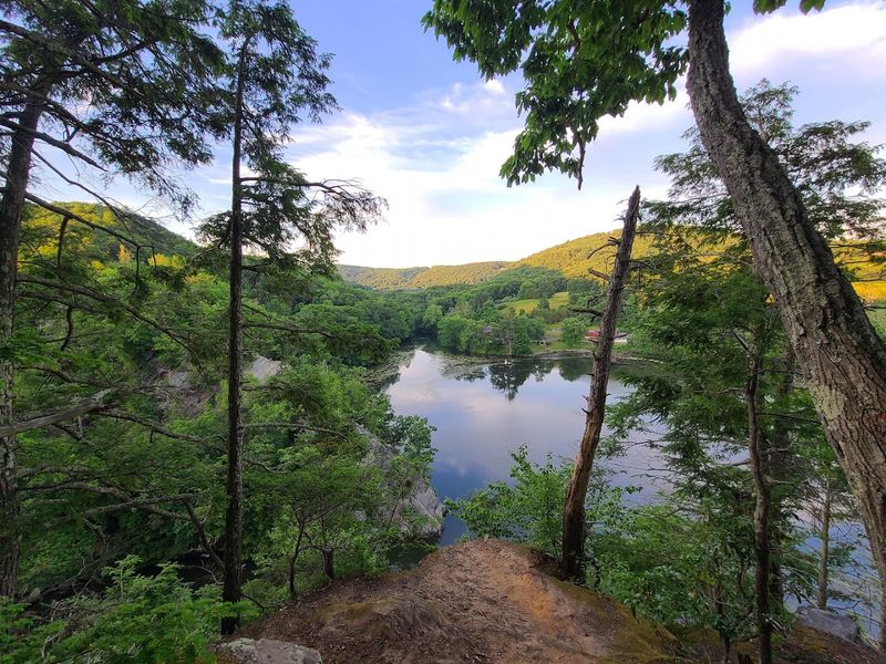 Lovers Leap State Park - New Milford, Litchfield County