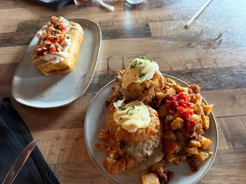 Drunch Eatery + Bar