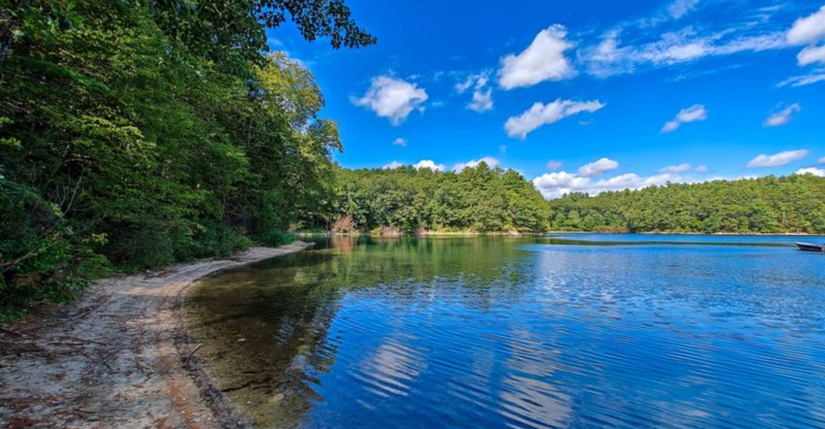 Massachusetts’ Most Famous Pond Still Draws Visitors With Crystal-Clear Water And Historic Beauty