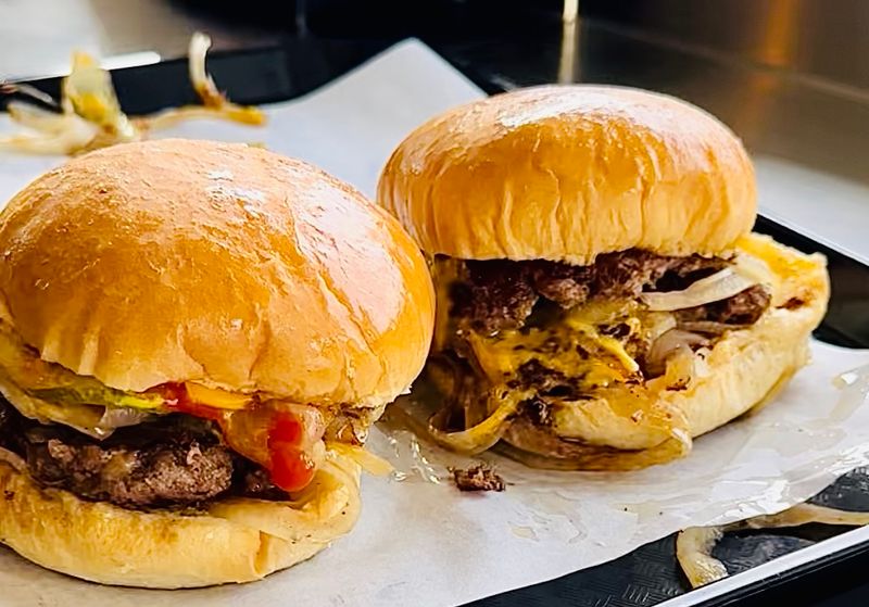 Motz's Burgers