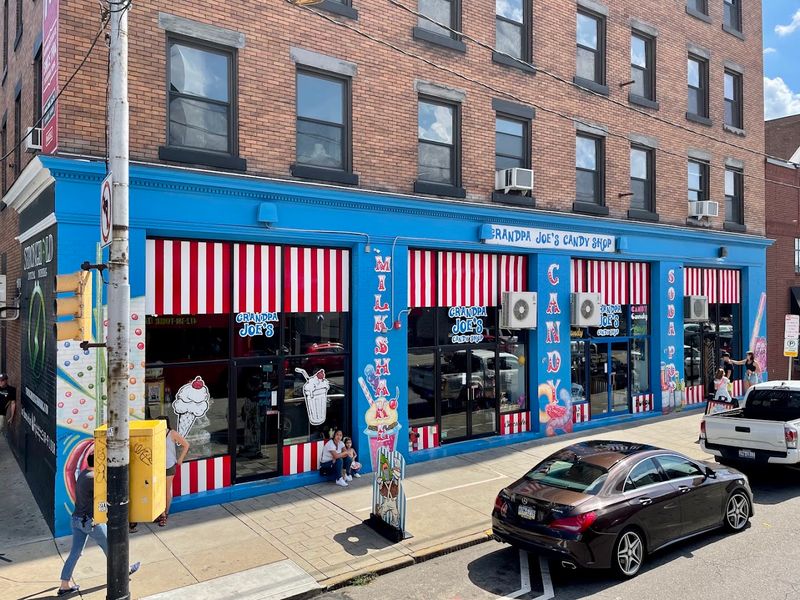 Grandpa Joe's Candy Shop - Pittsburgh