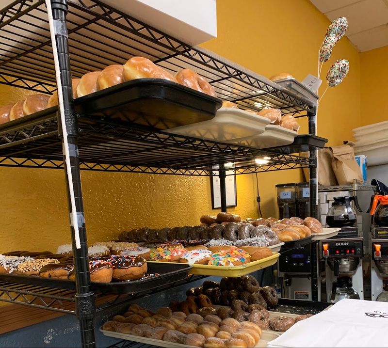 A Classic Old-Fashioned Donut Shop Experience