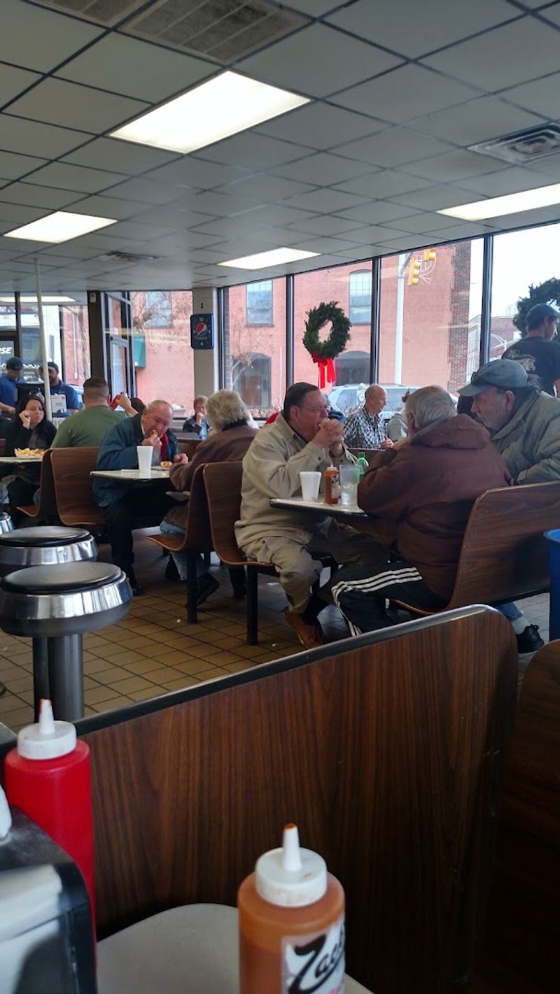 The Tiny Restaurant Has a Big Family Story