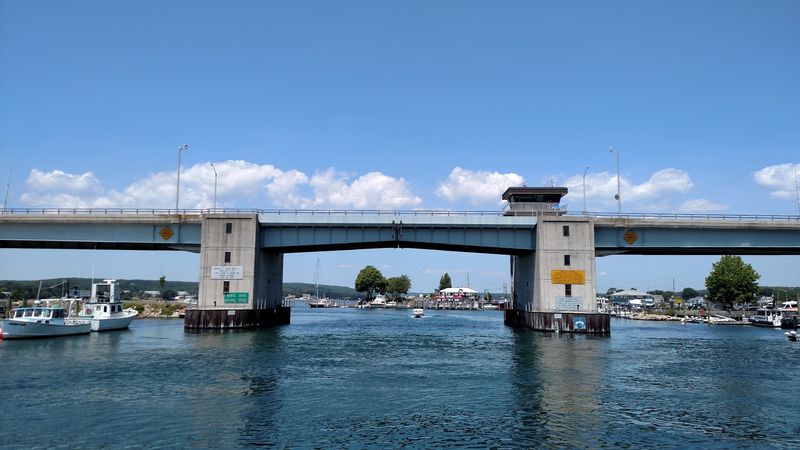 Niantic, New London County