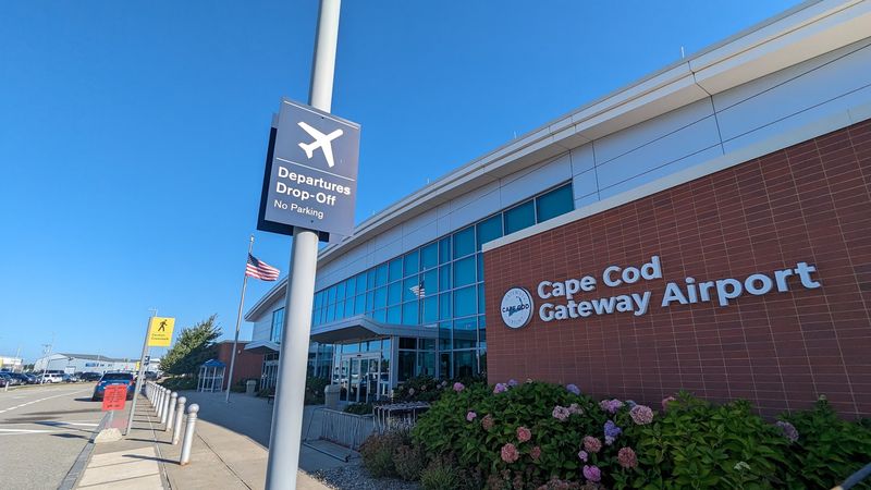 Cape Cod Gateway Airport - Hyannis