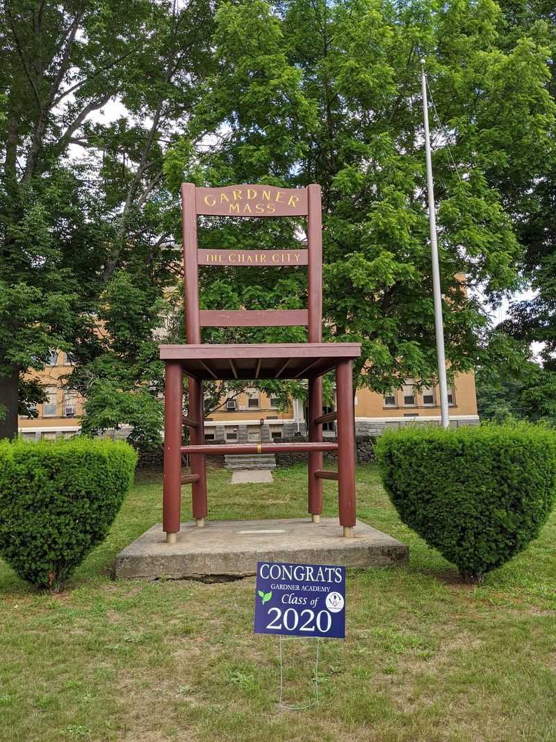 Bicentennial Giant Chair (Gardner)